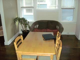 2288 Grandview Ave, Cleveland OH  44106-3142 exterior