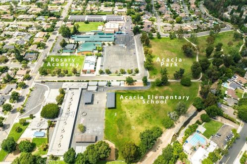 1347 Dana Pl, Fullerton CA  92831-1108 exterior