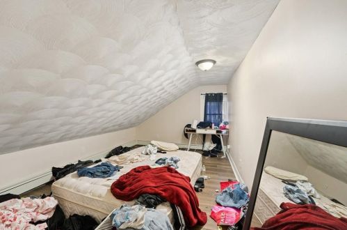 76 Newark St, Providence RI 02908-5316 exterior