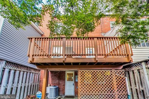 205 Commonwealth Ave, Alexandria VA 22305-2829 exterior