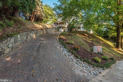 17 Ritchie Ave, Silver Spring MD  20910-5109 exterior