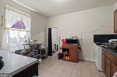 128 58 St, Philadelphia PA 19131-4110 exterior