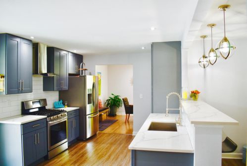 2625 Dunwood Rd, Milwaukee, WI 53209-1825