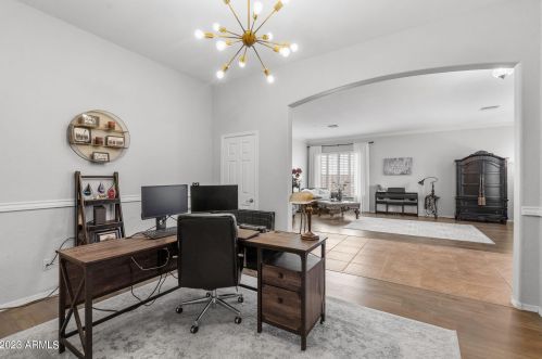 2425 Barbie Ln, Phoenix AZ  85085-5004 exterior