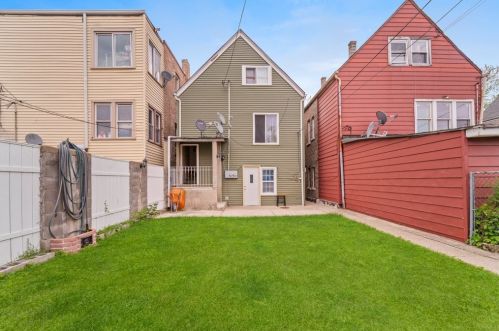 2720 Karlov Ave, Chicago IL 60652-3121 exterior