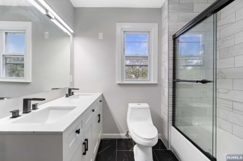 72 Hughes St, Maplewood NJ  07040-3304 exterior