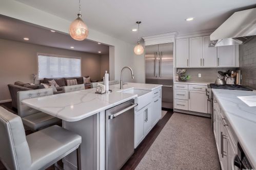 4 Inwood Pl, Huntington Station NY 11747-1519 exterior