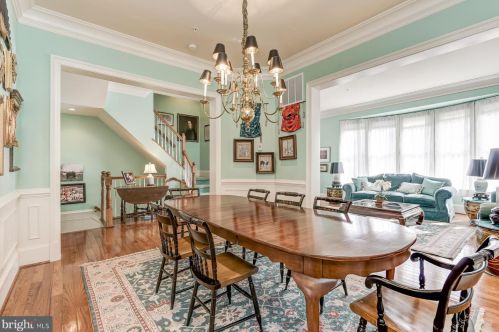 12561 Ansin Cir Dr, Rockville MD 20854-6912 exterior