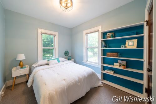 1032 Parkhurst Ave, Grand Rapids MI 49504-3989 exterior