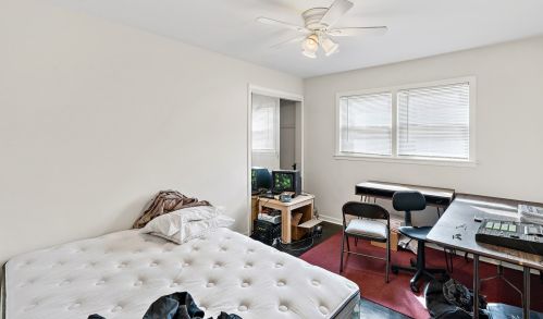 5655 63 Pl, Chicago IL 60638-5011 exterior