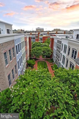 1029 5th St, Washington DC  20002-3533 exterior