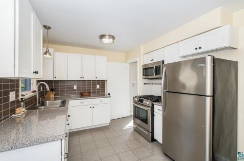 29 Faribault St, Duluth MN 55803-1732 exterior