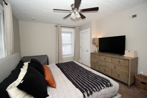 1664 Hillsdale Ave, Pittsburgh PA 15216-1870 exterior