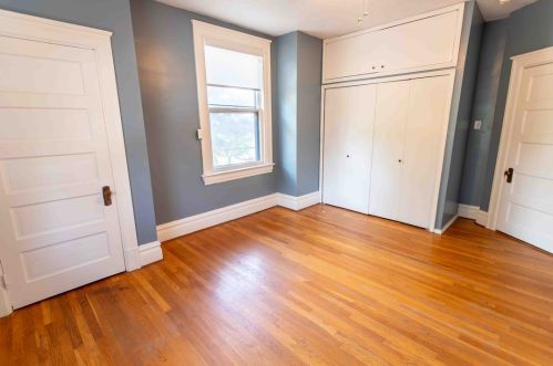 829 Braddock Ave, Pittsburgh PA 15221-3421 exterior