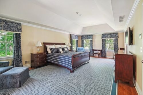 40 Linden Ln, Chatham Township NJ 07928-1654 exterior