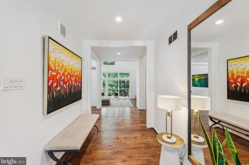 2815 Ellicott St, Washington, DC 20008-1020