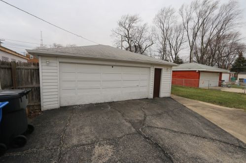 6 Irving Ave, Hillside IL 60162-1039 exterior