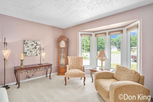 2550 Valley Ave, Grand Rapids, MI 49544-1751