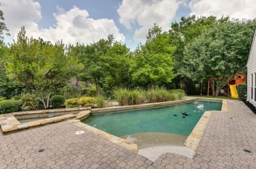 18711 Fortson Ave, Dallas, TX 75252-2552