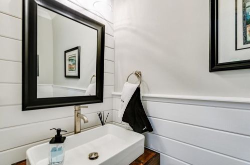 2884 Cravey Dr, Atlanta GA  30345-1420 exterior