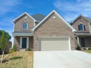 4215 Katherine Pl, Lexington, KY 40515-4003