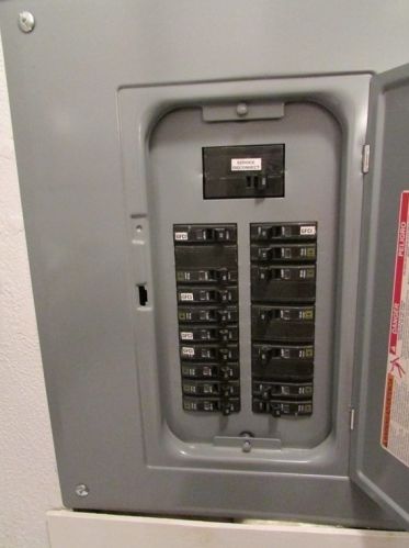 89 Nassau Dr, Springfield MA  01129-1433 exterior