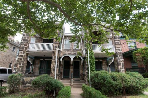 6537 Northumberland St, Pittsburgh PA  15217-1361 exterior