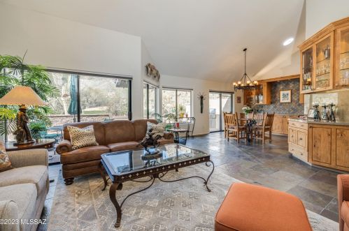 7141 Grey Fox Ln, Tucson AZ  85750-1376 exterior