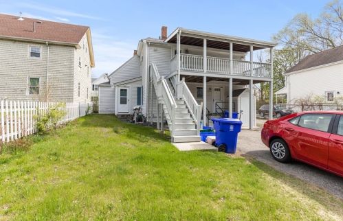 28 4 St, Taunton MA 02780-4812 exterior