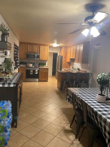 6202 Clarendon Ave, Phoenix AZ 85033-4124 exterior