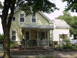 7 Gardner St, Newton, MA 02458-1504