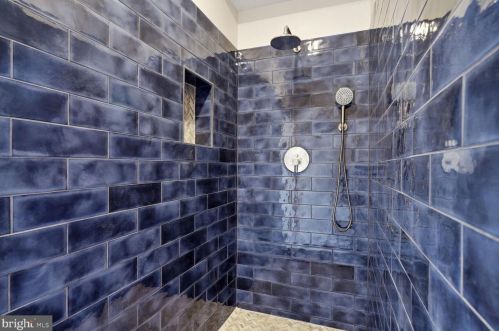 11409 Palatine Dr, Rockville MD  20854-1453 exterior