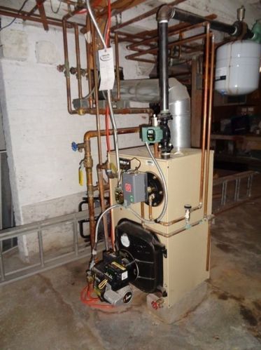 18 Pne St, Taunton MA 02780-3037 exterior