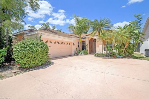 6785 Berwick Pl, Naples, FL 34104-8312