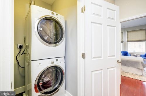 412 M St, Washington DC 20002-3421 exterior