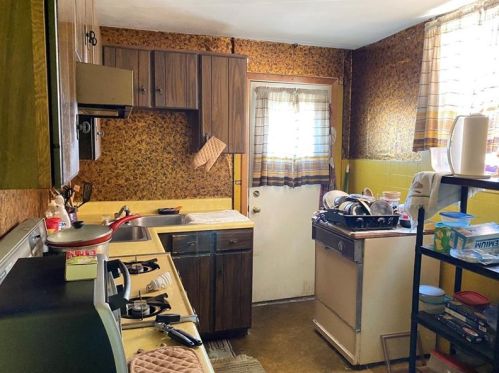 750 Bryn Mawr Rd, Pittsburgh PA 15219-5006 exterior