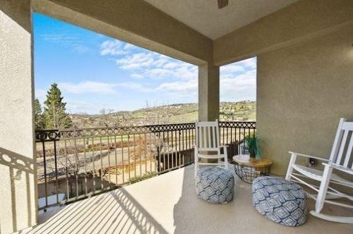 2110 Fenceline Dr, Folsom CA exterior