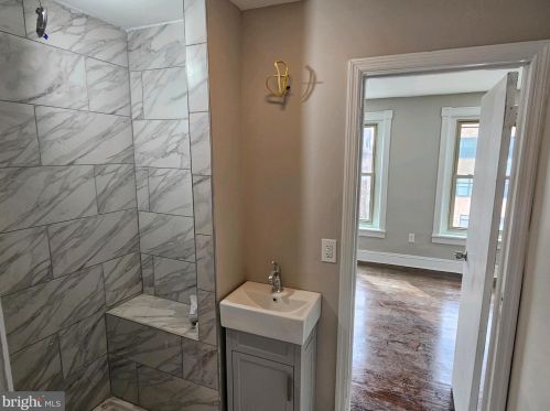 334 State St, Trenton NJ 08609-2007 exterior