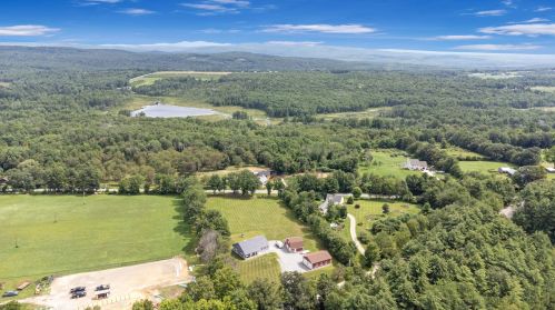 1038 Allen Rd, Concord NH 03304-5400 exterior