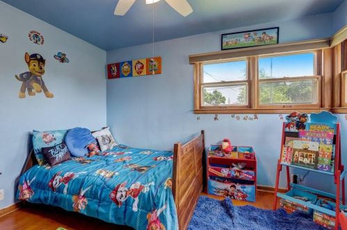 4272 72nd St, Milwaukee WI  53216-1038 exterior