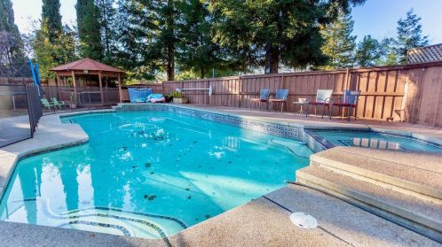 120 Seergreen Way, Folsom CA  95630-5527 exterior