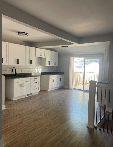 6541 Claremont Ave, Chicago IL 60643-6745 exterior