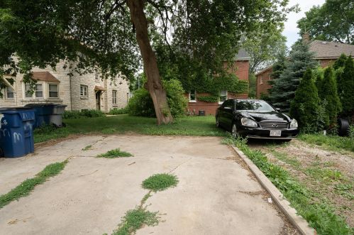 3707 Capitol Dr, Milwaukee WI  53216-2538 exterior