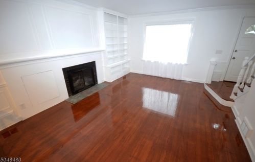 64 Lyons Pl, Springfield NJ  07081-1604 exterior