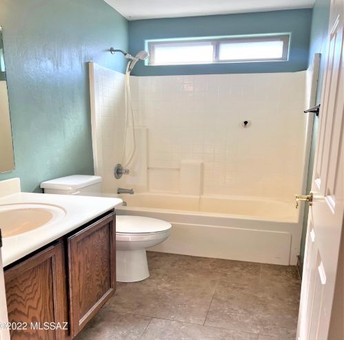 8870 Mountain Spring Dr, Tucson AZ  85747-5659 exterior