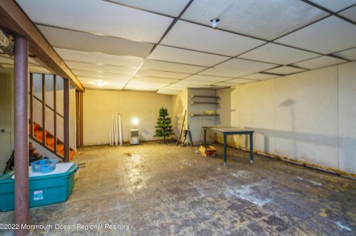 14 Roosevelt Ave, Morganville NJ 07751-9724 exterior