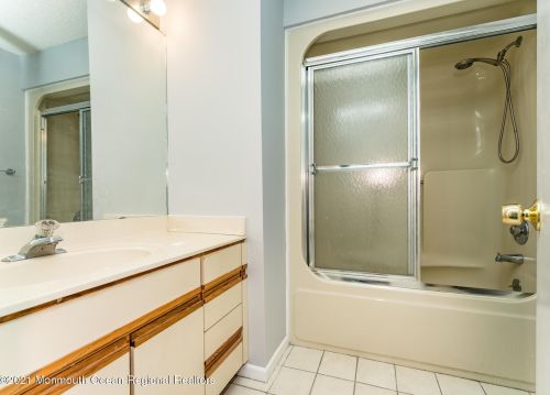 38 Hidden Hbr Dr, Point Pleasant Beach NJ 08742-4841 exterior