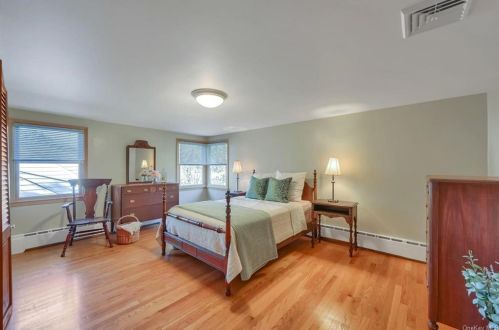 11 Marple Rd, Poughkeepsie NY 12603-1342 exterior