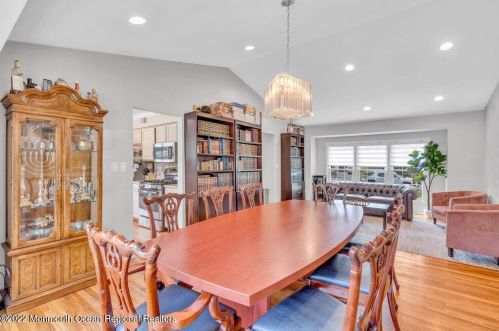 28 Linda Dr, Jackson Twp NJ 08527-5026 exterior