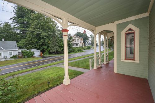 33 Elm St, Concord NH  03303-3301 exterior